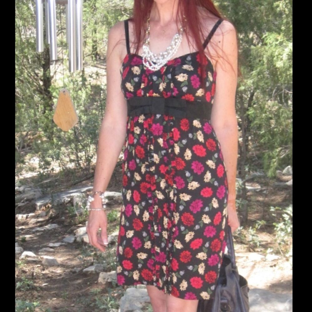 DVF Diane Von Furstenberg Silk Floral Ariba Mini Dress Size 8‎